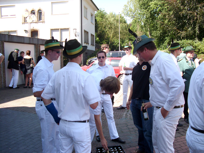 21.81.2009 - 15.08.2009, JU-Landesschtzenfest in Wickede - 15.08.2009, JU Landesschützenfest in Wickede (Ruhr)- Ortsmitte / Abholen des Landesschützenkönigs